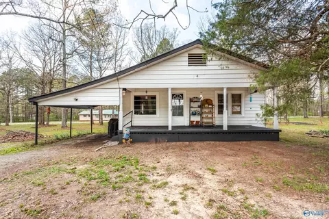 809 Woodbine Ln, Gadsden, AL 35901