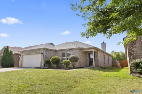 156 Gardengate Dr, Harvest, AL 35749