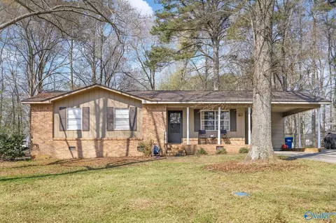80 Pine Ln, Boaz, AL 35956