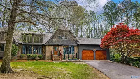 1142 Rainbow Ave, Rainsville, AL 35986