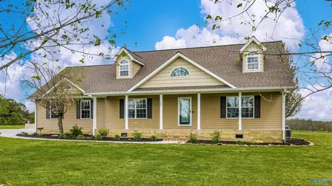 190 Brandon St, Sylvania, AL 35988
