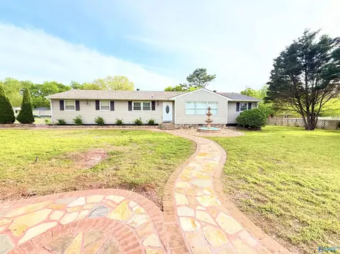 3307 Archer Dr, Huntsville, AL 35805