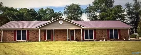 105 Callaway Ln, Meridianville, AL 35759