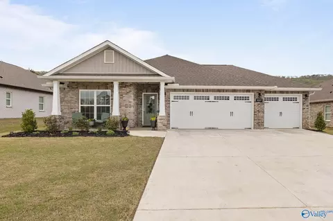 9207 Current Way, Owens Cross Roads, AL 35763