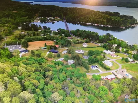 289 Cedar Cove Rd, Scottsboro, AL 35769