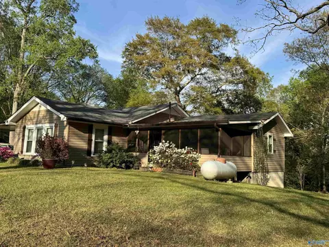 5051 Tabor Rd, Gadsden, AL 35904