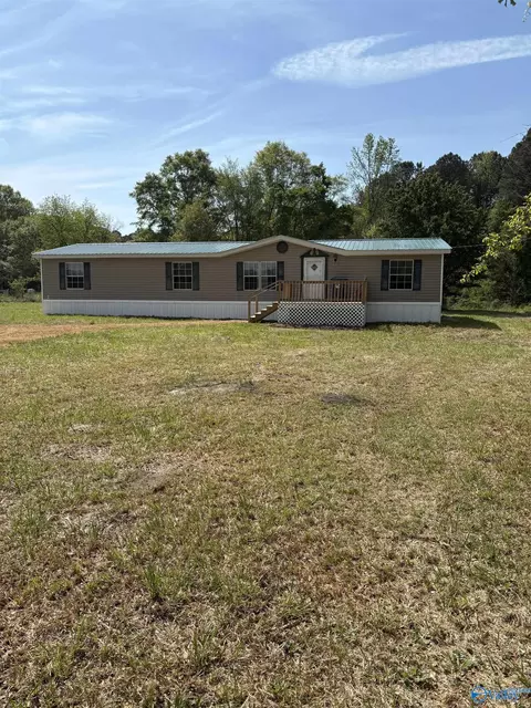 130 Blythe Mcdaniel Dr, Gadsden, AL 35901
