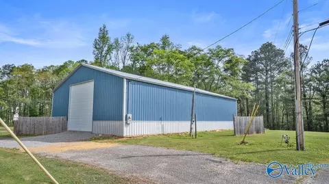 1590 Mccluney St, Gadsden, AL 35903