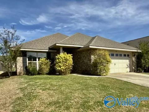105 Brooklawn Dr, Harvest, AL 35749