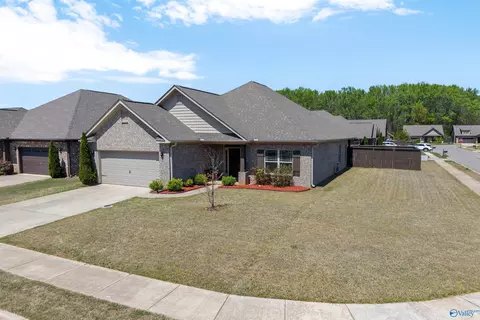 121 Sherwin Ave, Huntsville, AL 35806