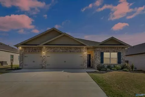 13485 NW Golden Hay Cir, Madison, AL 35756