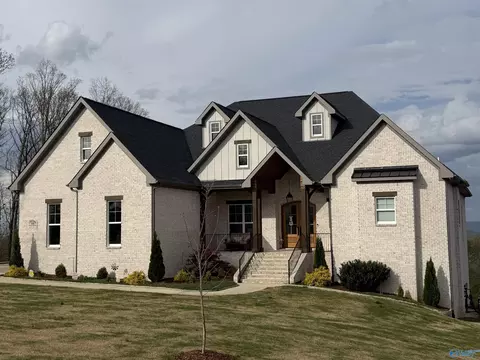 48 Watson Grande Way, Owens Cross Roads, AL 35763