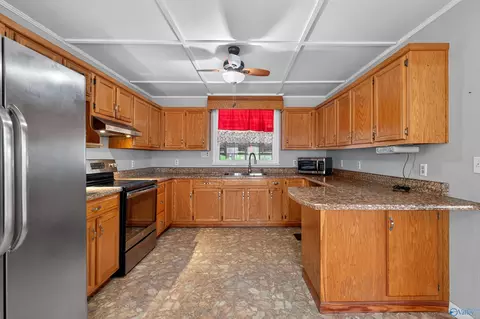 Kitchen - 655 County Road 585, Cedar Bluff, AL 35959 photo 2 of 4