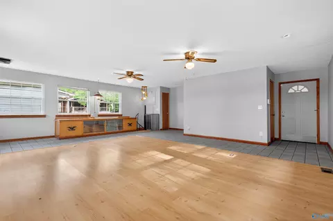 Living - 655 County Road 585, Cedar Bluff, AL 35959 photo 2 of 4