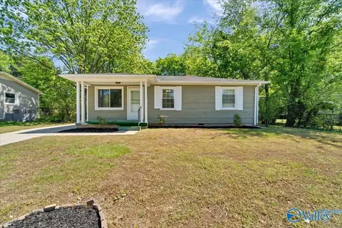 1604 Armstrong St, Huntsville, AL 35816