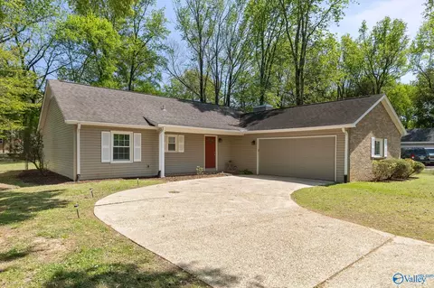 12031 Runningmeade Trl, Huntsville, AL 35803