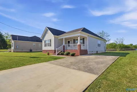 2715 Wilson Dr, Huntsville, AL 35816