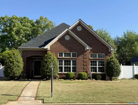 2028 Park Ter, Decatur, AL 35601