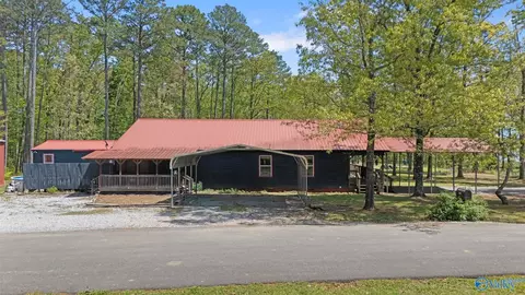 30 Elm St, Leesburg, AL 35983
