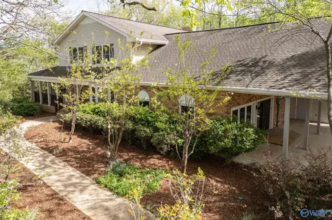 25602 Nick Davis Rd, Athens, AL 35613
