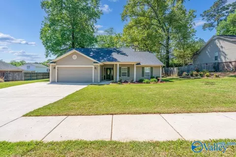 128 Lamirda Ct, Huntsville, AL 35810