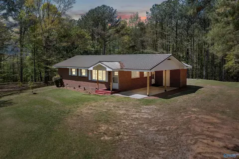 7510 Tabor Rd, Gadsden, AL 35904