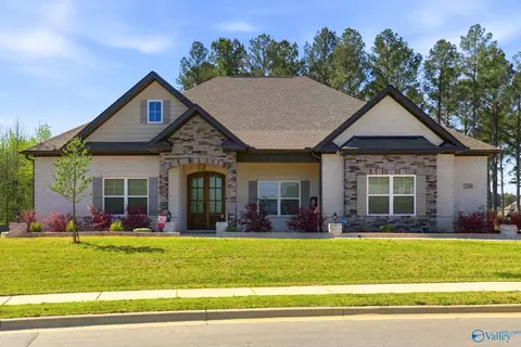 22440 Players Ln, Athens, AL 35613