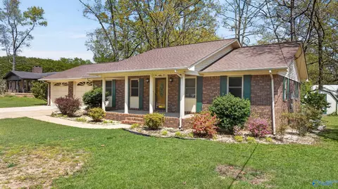 35 Third Ave, Rainsville, AL 35986