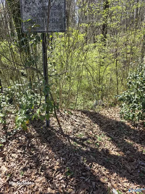 645 16th Terrace Cir, Center Point, AL 35215