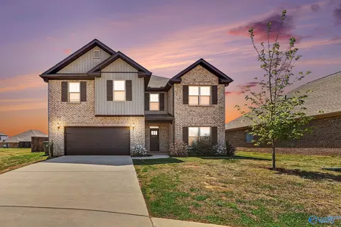 204 Portrait St, Meridianville, AL 35759