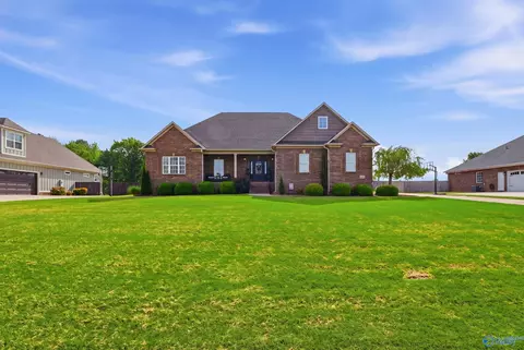 413 Kitchens Dr, Arab, AL 35016