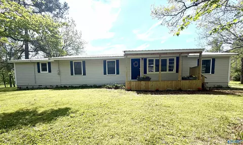 662 County Road 454, Crossville, AL 35962