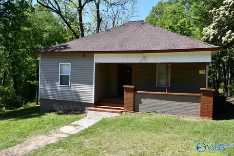 1216 Barkley St, Gadsden, AL 35904
