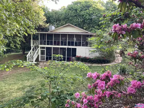 595 County Road 40, Centre, AL 35960