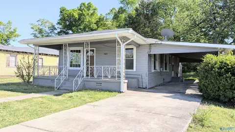 2702 Hickory St, Gadsden, AL 35904