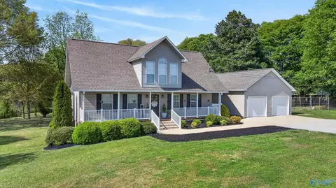 1528 Hambrick Rd, Boaz, AL 35957