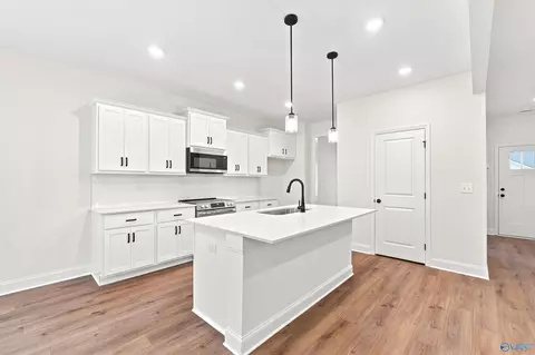 Kitchen - 2023 Raspberry Ln, Cullman, AL 35055 photo 1 of 1