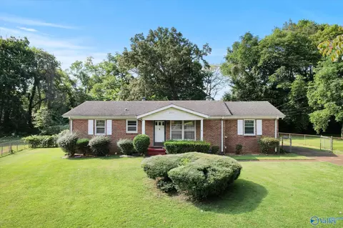 2917 Ford Pl, Huntsville, AL 35810