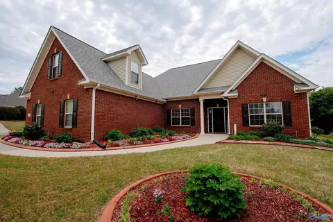 200 Blackwood Dr, Madison, AL 35757