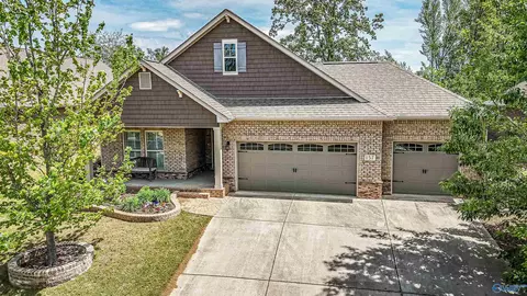 157 Dustin Ln, Madison, AL 35757