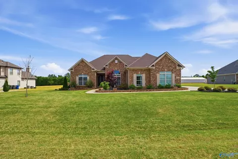188 Earl Vaughn Dr, Huntsville, AL 35806