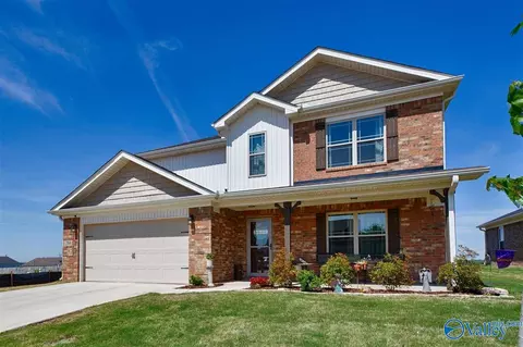266 Maggie Mance Ln, Harvest, AL 35749