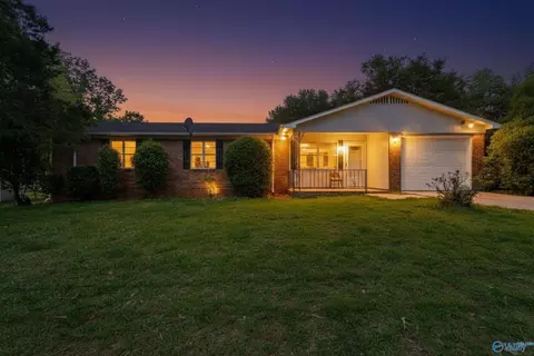 5020 Ortega Cir, Huntsville, AL 35810