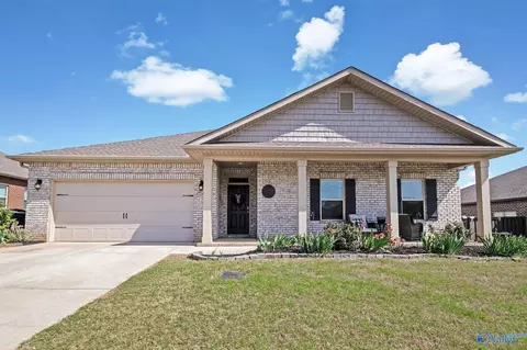14096 Lannister Ln, Athens, AL 35613