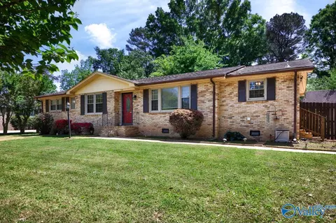 523 Harolds Dr, Huntsville, AL 35806