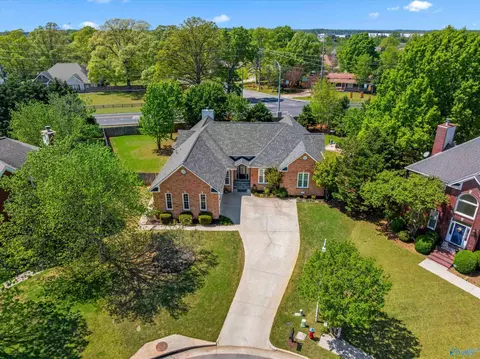 108 Pebble Ct, Madison, AL 35758