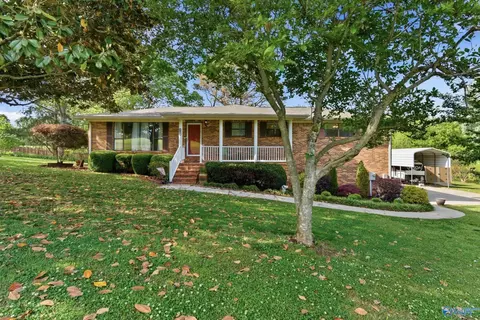 200 Powell St, Gurley, AL 35748