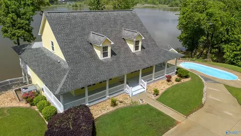 Exterior - 1204 Sibert Dr, Glencoe, AL 35905 photo 7 of 10