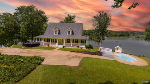 1204 Sibert Dr, Glencoe, AL 35905