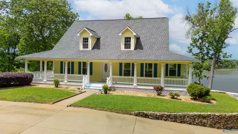 Exterior - 1204 Sibert Dr, Glencoe, AL 35905 photo 3 of 10